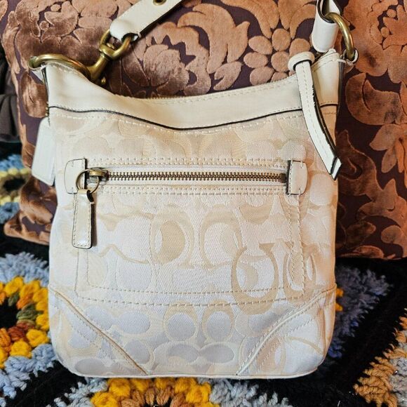 RARE 2006 Vintage Coach Y2K Bleeker Crossbody Bucket Bag Purse - Picture 3 of 8